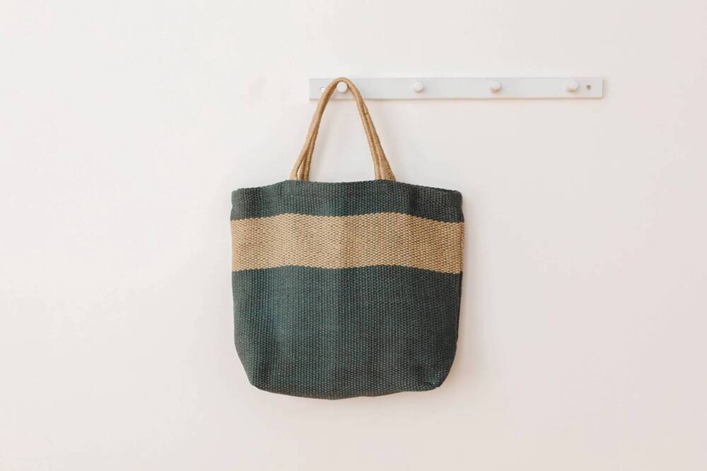 NEW WILL & ATLAS women's reusable tote bag in green